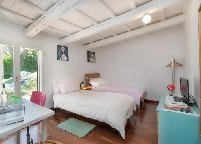 Granducato Di Monteballante Holiday home Pesaro